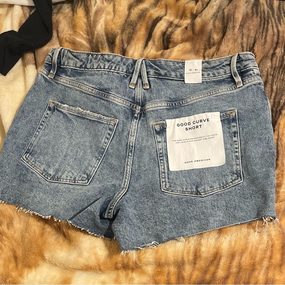 Good American Shorts Never Worn